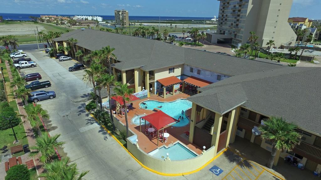 Ramada By Wyndham & Suites South Padre Island Exterior photo