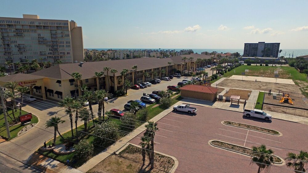 Ramada By Wyndham & Suites South Padre Island Exterior photo