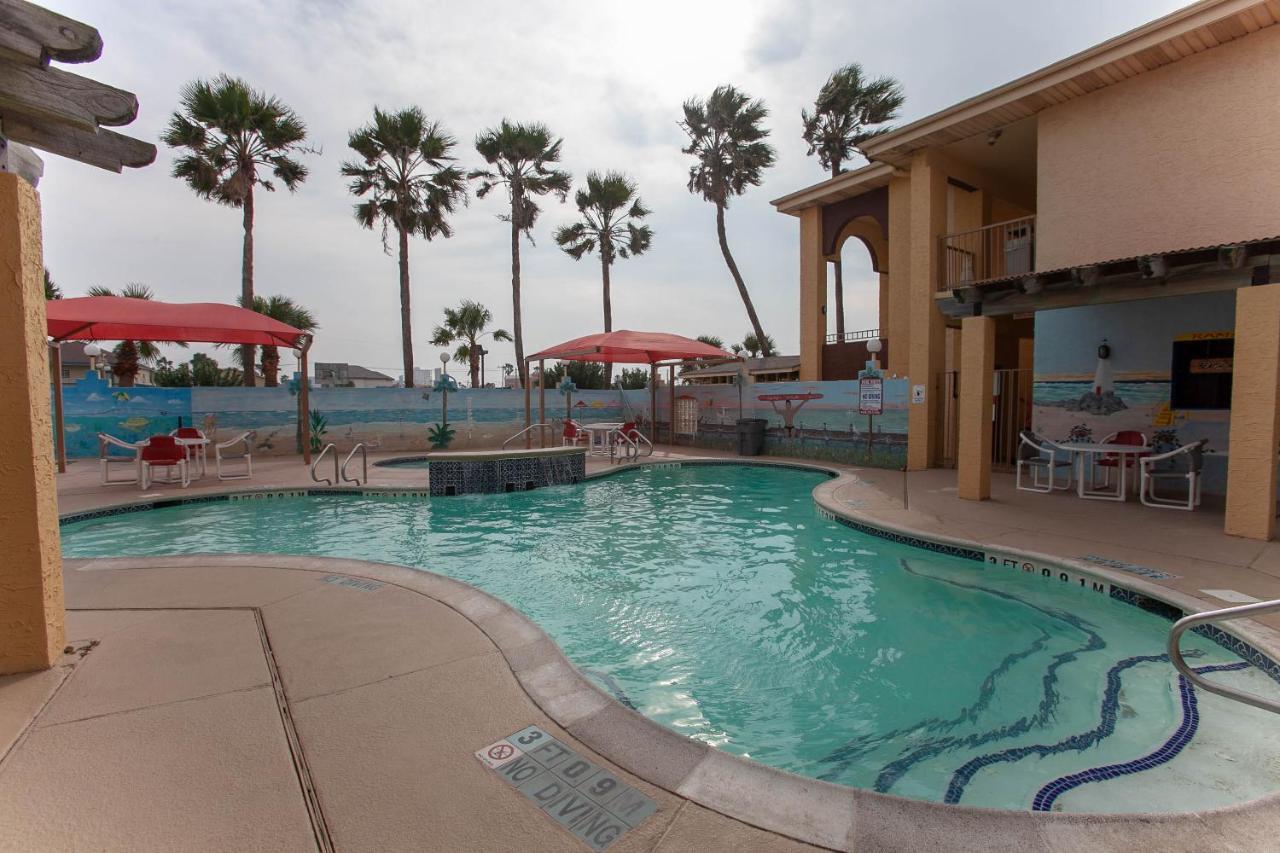 Ramada By Wyndham & Suites South Padre Island Exterior photo